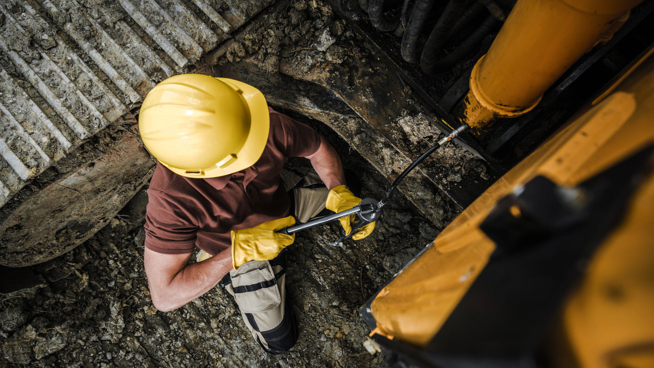 3 Compact Track Loader Maintenance Myths Busted