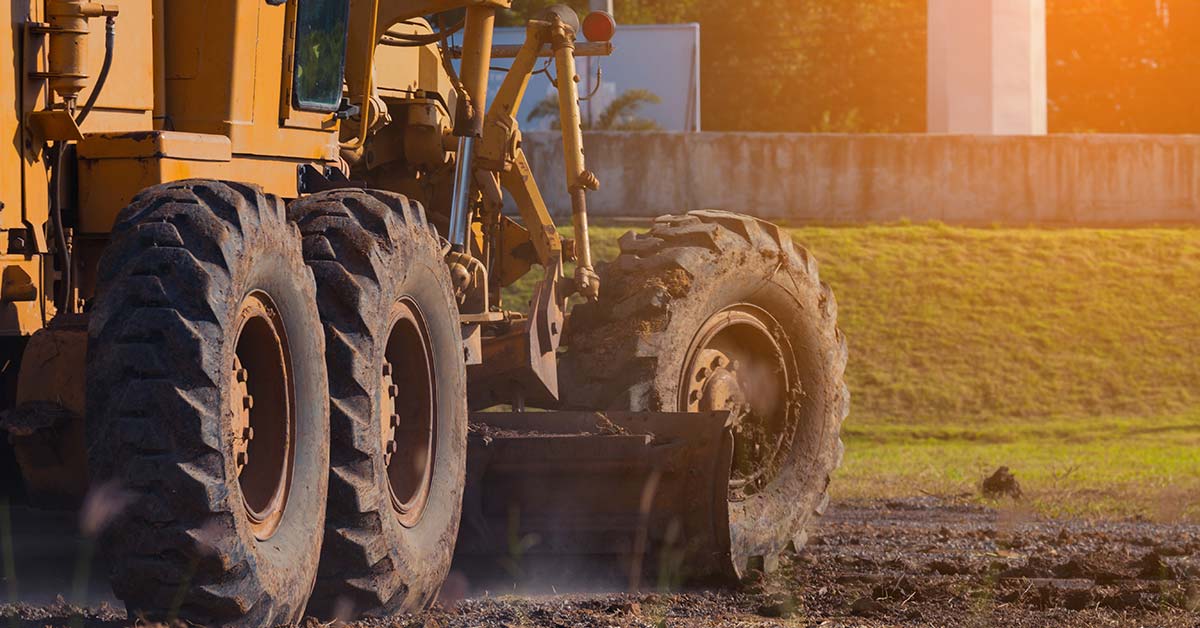 Simple Summer Maintenance for Your Motor Grader