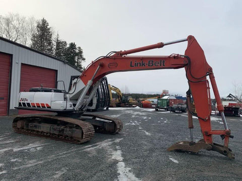 2008 Link Bell 240LX Excavator.