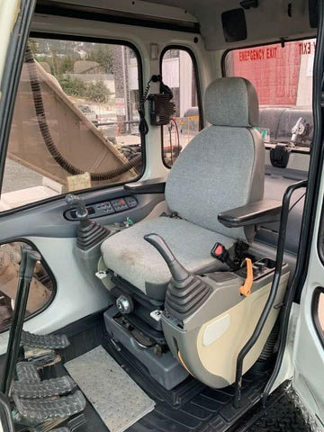 2008 Link Bell 240LX Excavator.