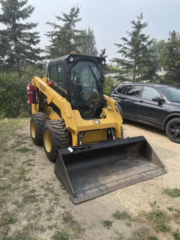 2016 Caterpillar 236D Skid Steer Loader.