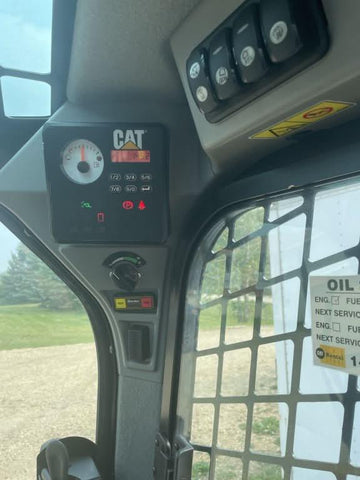 2016 Caterpillar 236D Skid Steer Loader.