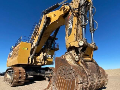 2016 Caterpillar 6040 Excavator