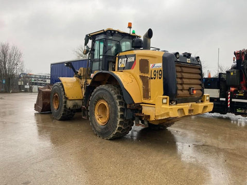 2016 Caterpillar 966M Wheel Loader