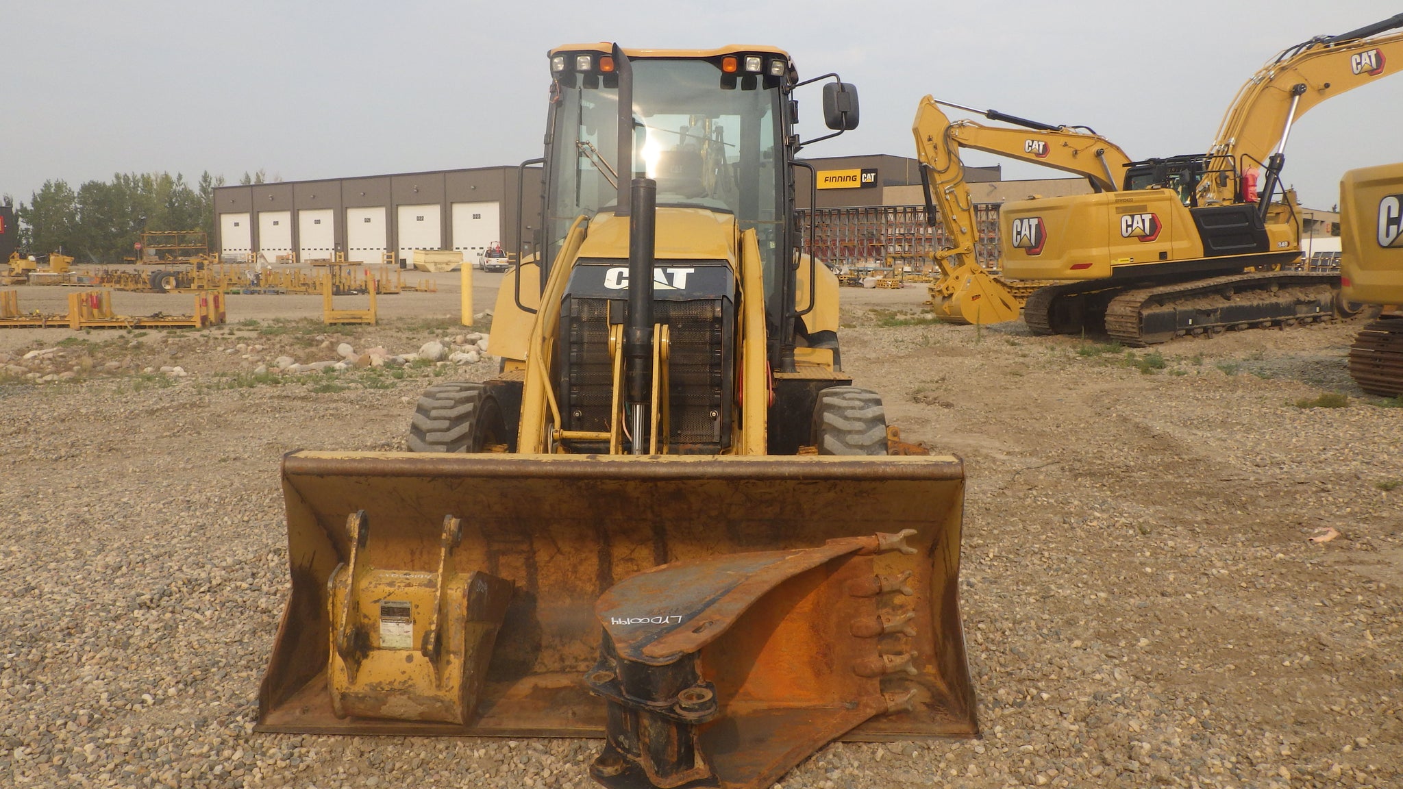 2017 Caterpillar 430F2 LRC Backhoe Loader