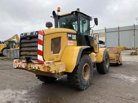 2017 Caterpillar 926M HL Wheel Loader