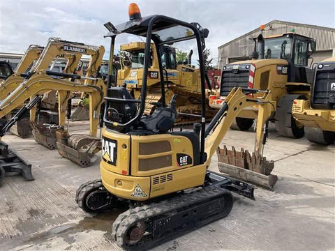 2018 Caterpillar 301.7D CR Excavator