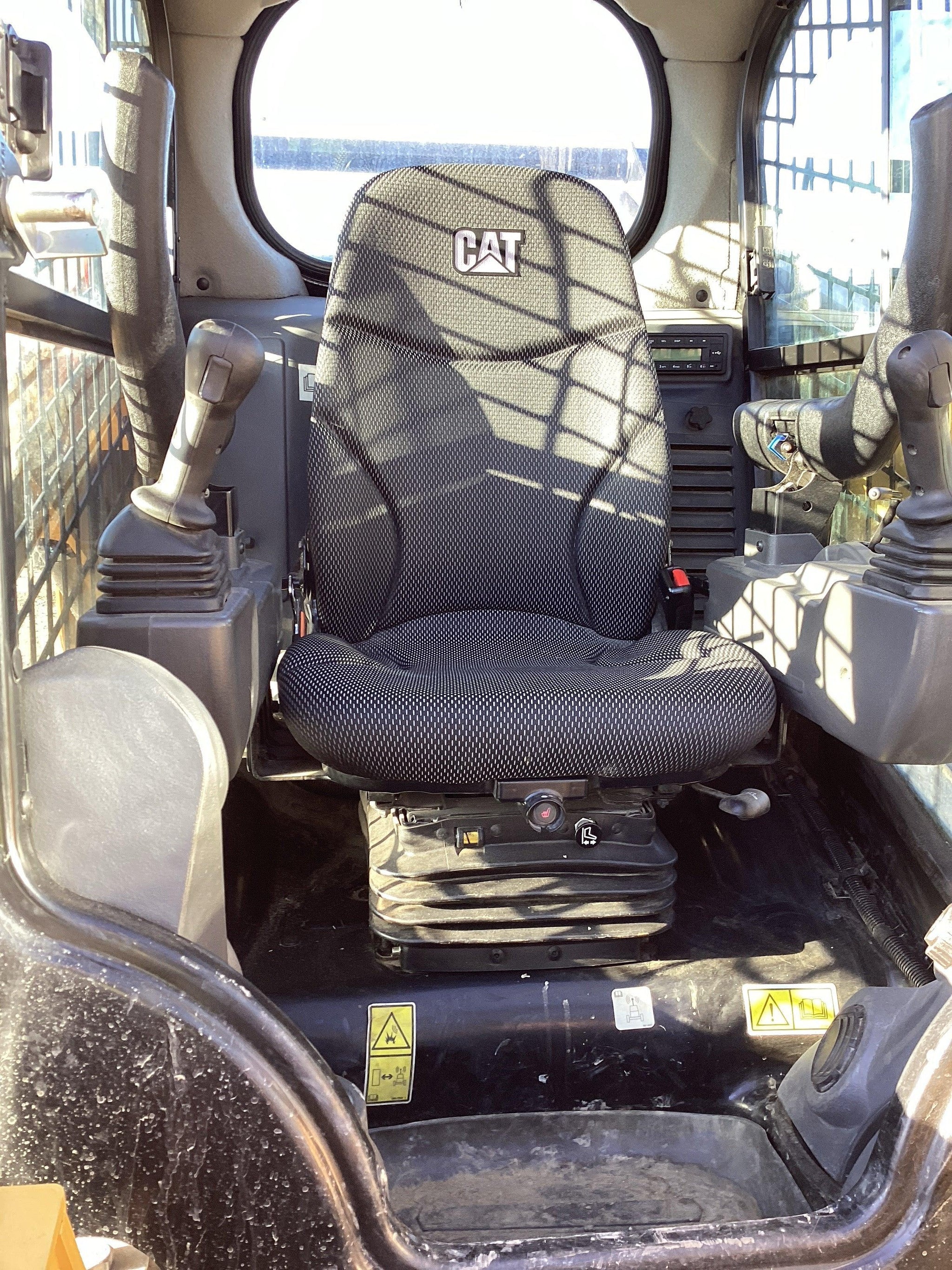 2021 Caterpillar 262D3 Steer Loader