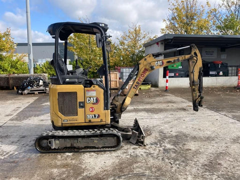 2021 Caterpillar 301.705ACR Excavator