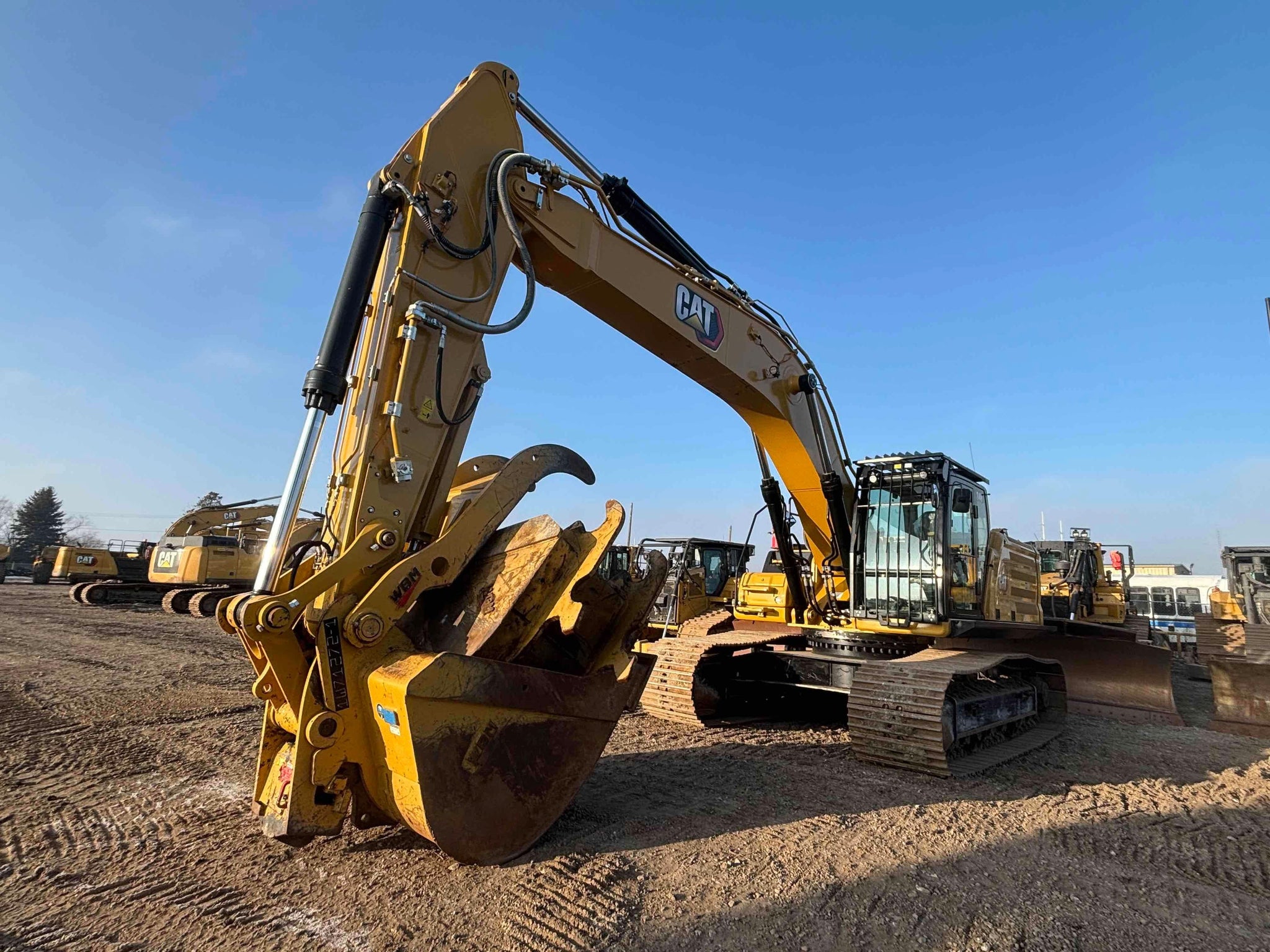 2022 Caterpillar 340 Excavator