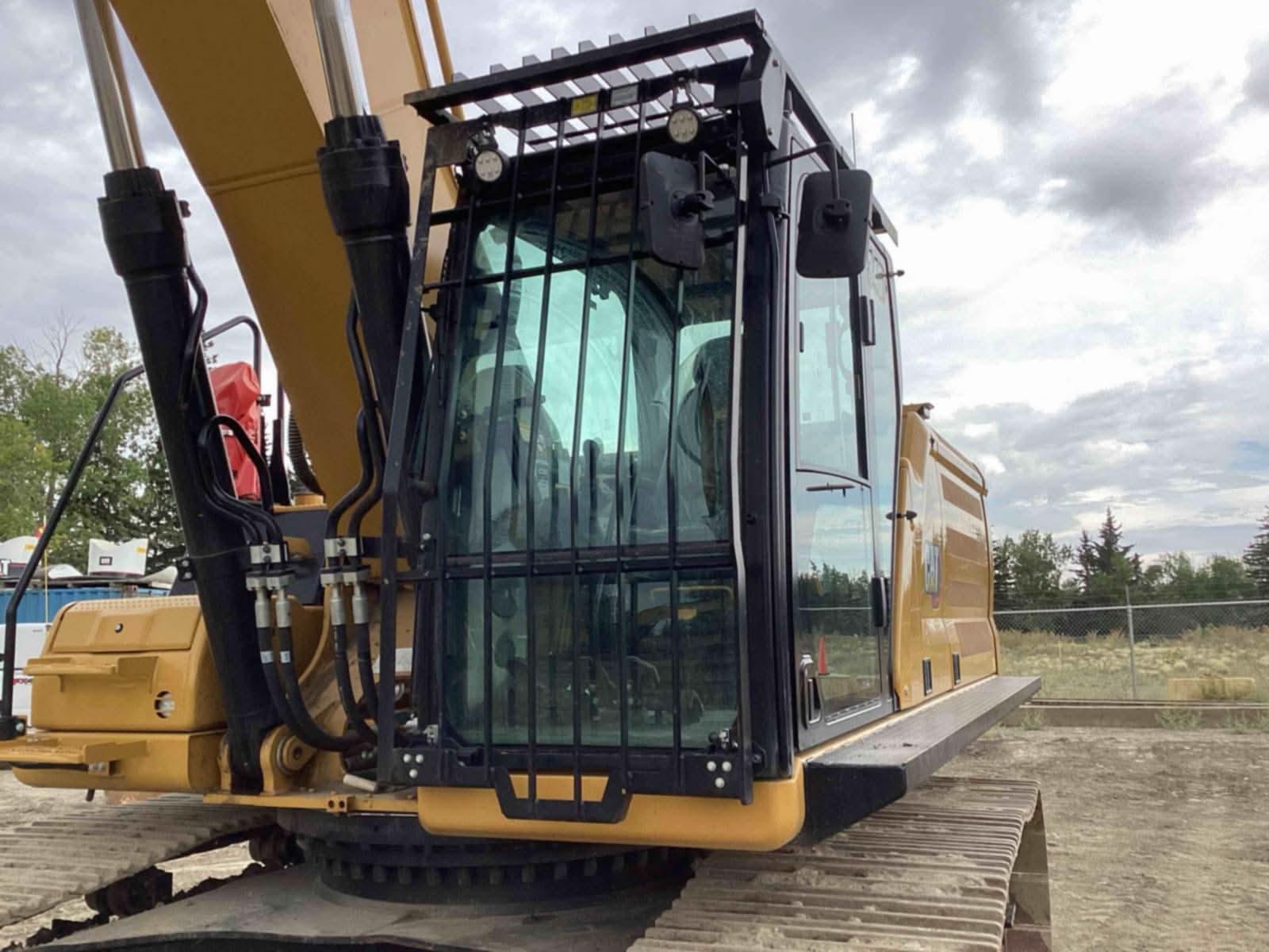 2022 Caterpillar 340 Excavator