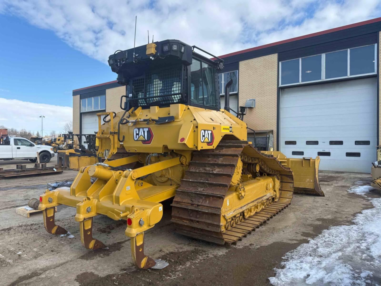 2023 Caterpillar D5 LGP Dozer